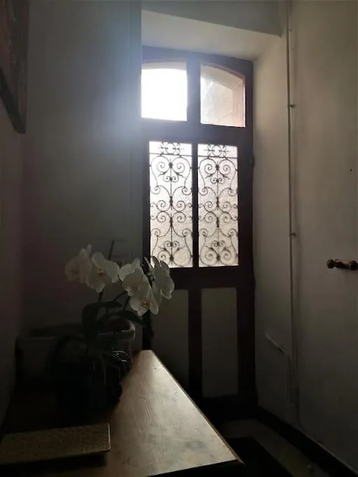Grande maison de ville entre terre et mer Malestroit France